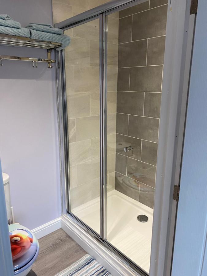 Modern Luxury 1 Bed Apartment With Parking Near Stansted Airport Stansted Mountfitchet Luaran gambar